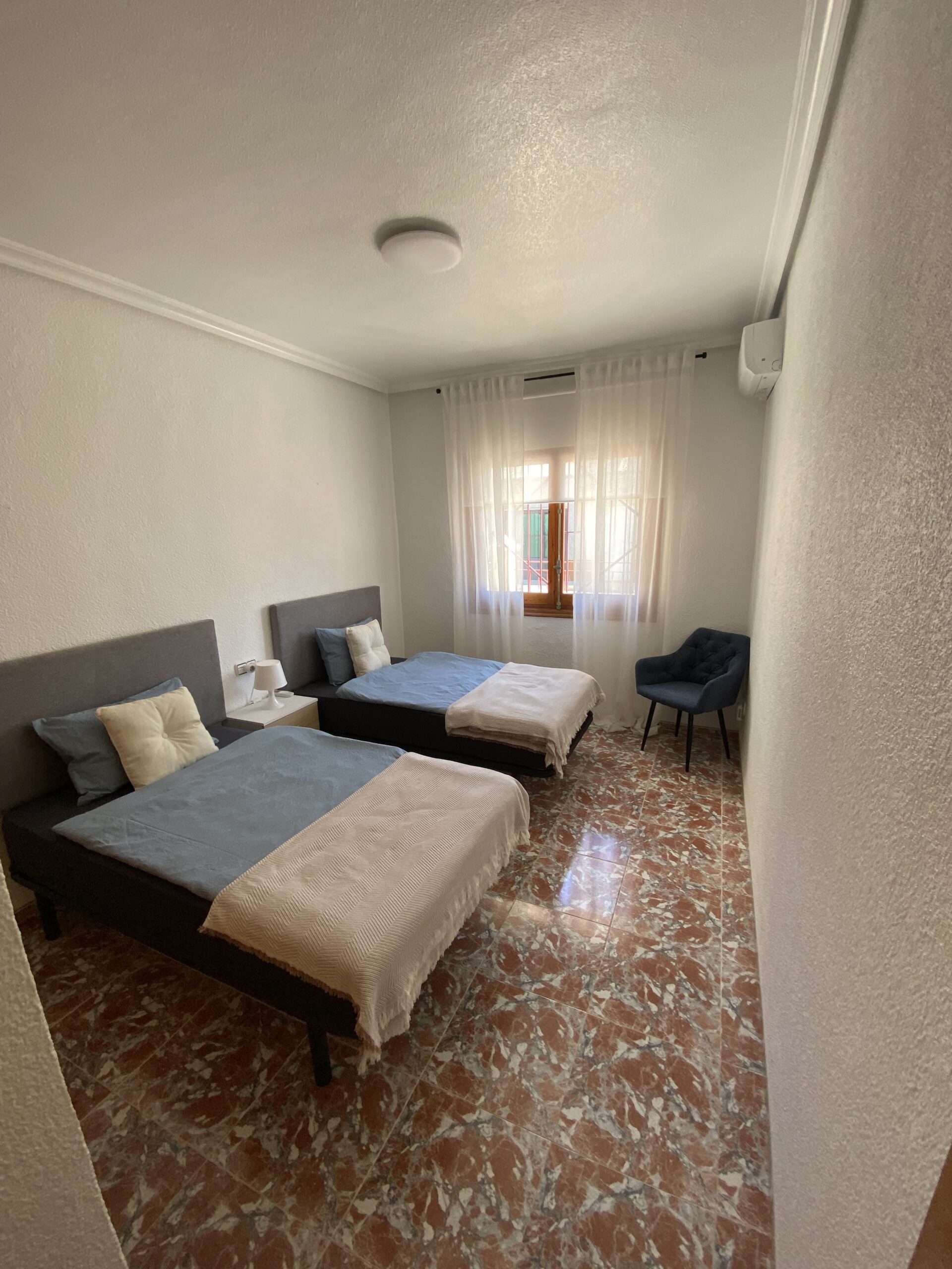Schlafzimmer 3